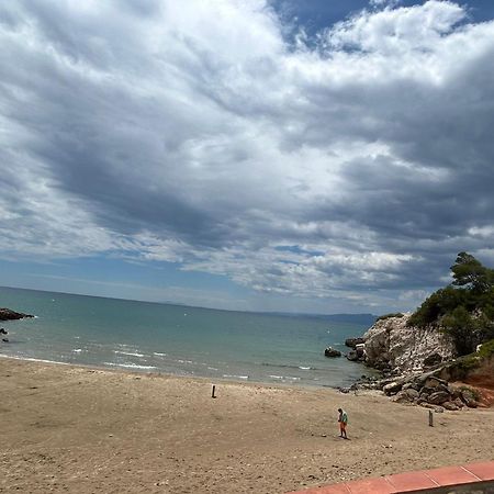 Apartamentos Cala Crancs Salou Buitenkant foto