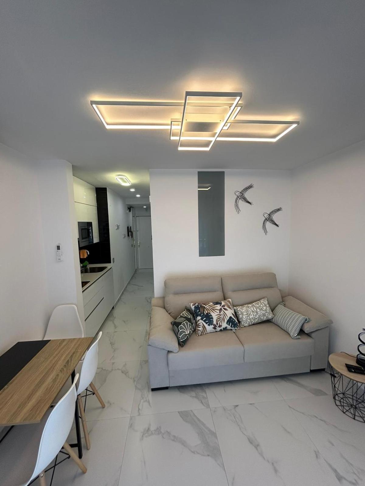 Apartamentos Cala Crancs Salou Buitenkant foto