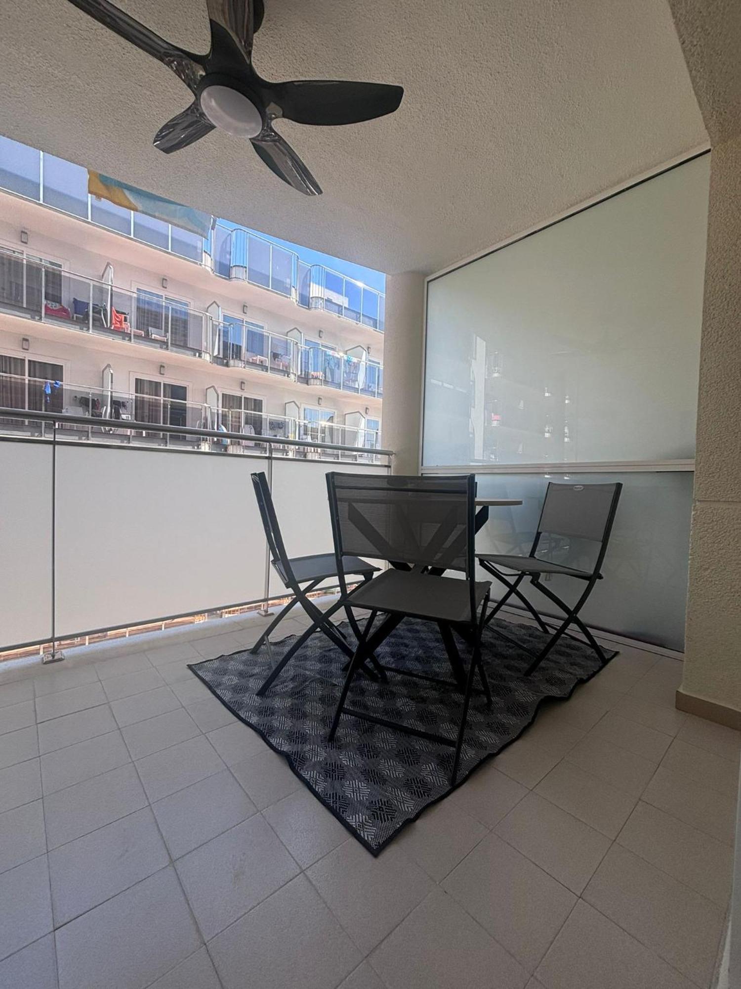 Apartamentos Cala Crancs Salou Buitenkant foto